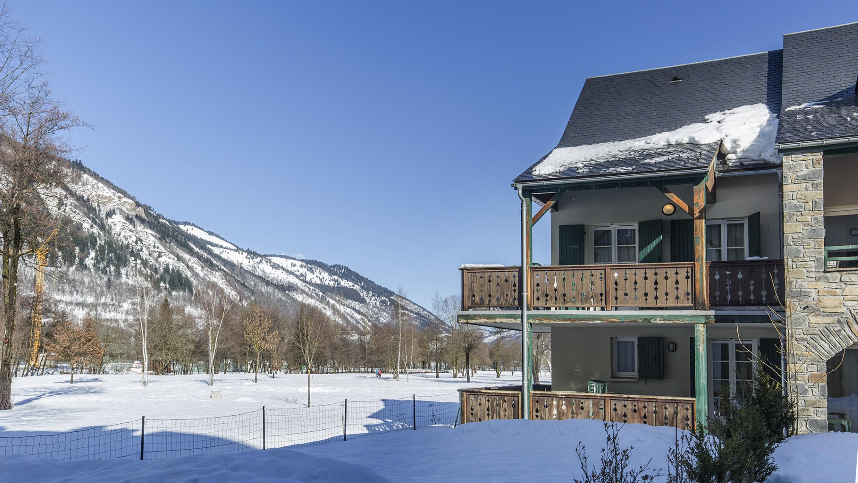 Vacanceole - Les Jardins De Balnea Loudenvielle Exterior foto